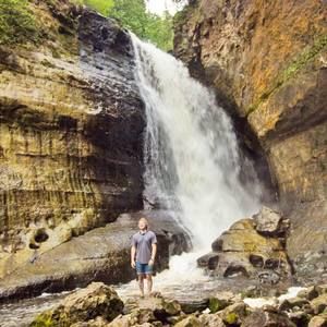 Meet your Posher, Clifford